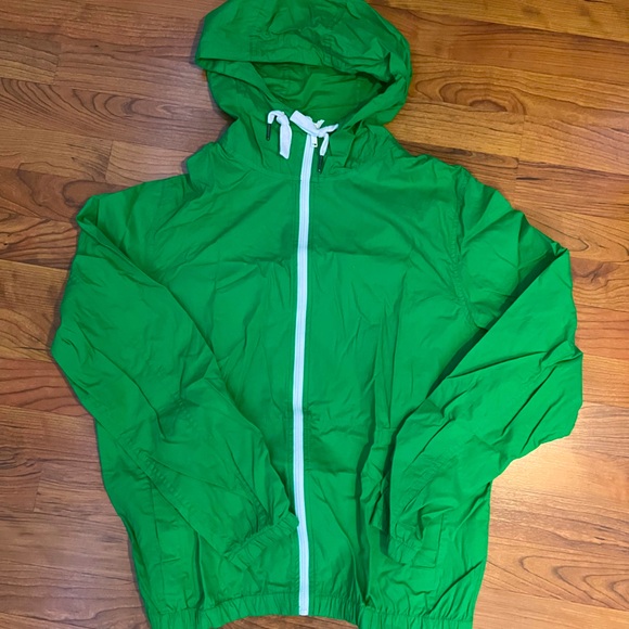 Green wind breaker Saint Patrick’s Day edition - Picture 2 of 3